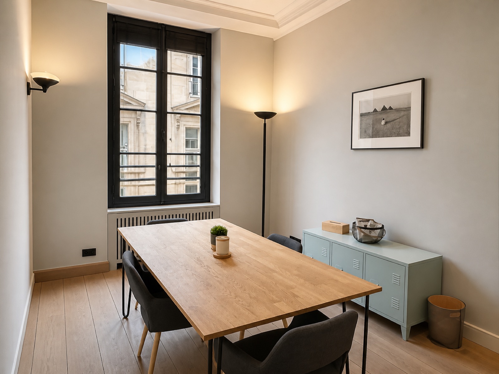 Salle de réunion claire de l'Appartement Vivienne